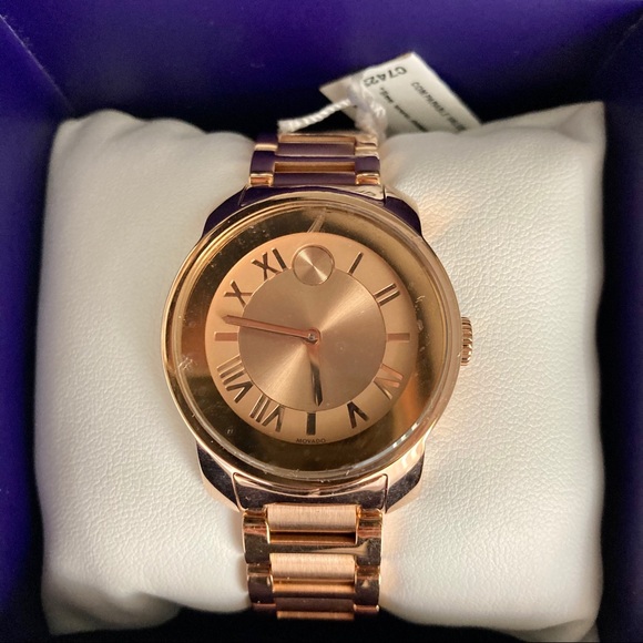 PRICE DROP!! 😍 Movado Bold Ladies Watch - Picture 4 of 9
